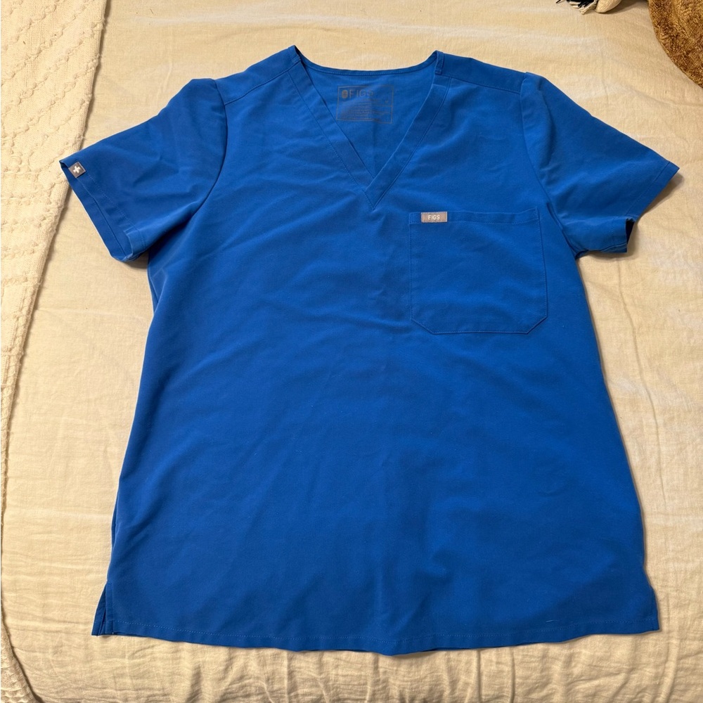 EUC FIGS Royal Blue Women’s Catarina One-Pocket Scrub Top Size Medium